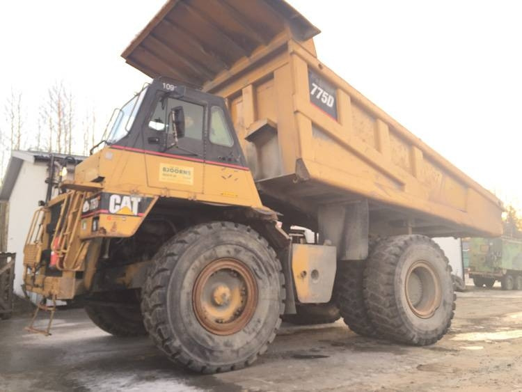 CAT 775 D - Rigid dumper/ Rock truck: picture 1 CAT 775 D - Rigid dumper/ Rock truck: picture 1