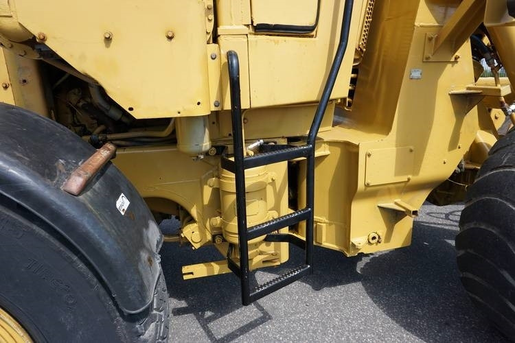 Wheel loader CAT 920: picture 13