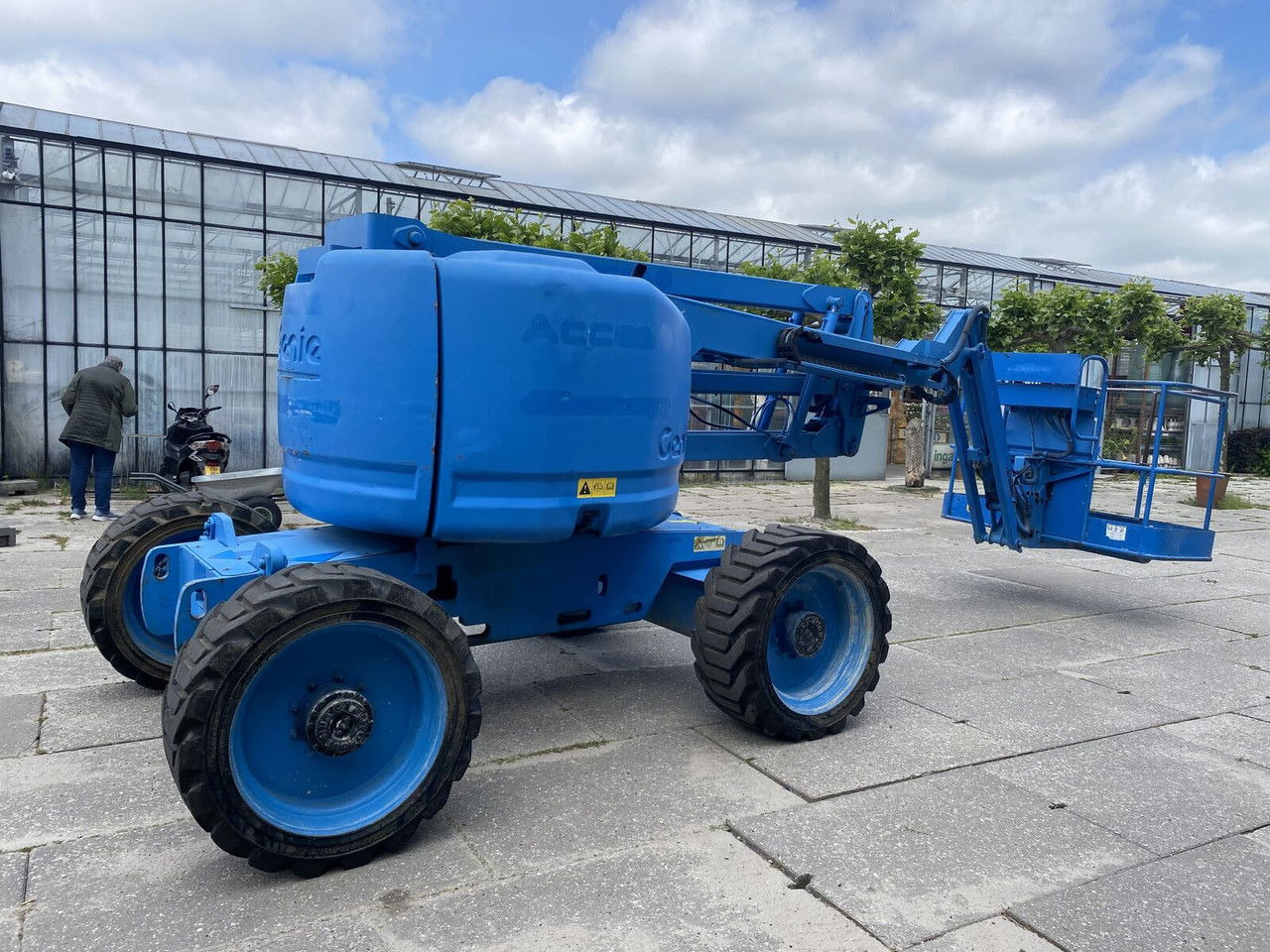 Articulated boom Genie Z45/25: picture 15
