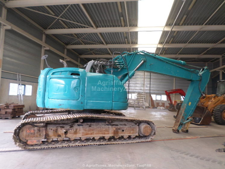 New Holland Kobelco Kobelco E 235 BSR-2 E 235 BSR-2 - Crawler excavator: picture 2 New Holland Kobelco Kobelco E 235 BSR-2 E 235 BSR-2 - Crawler excavator: picture 2