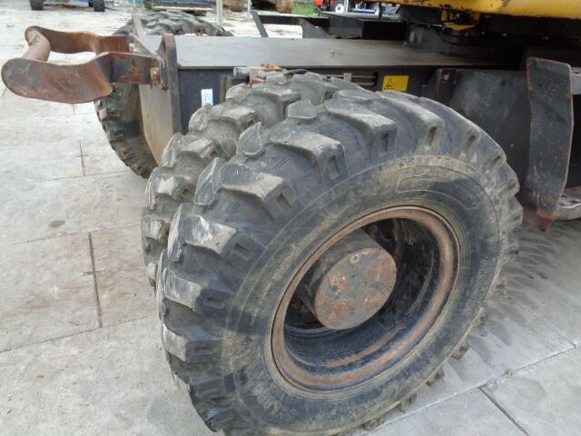 New Holland MH 4.6 - Wheel excavator: picture 4 New Holland MH 4.6 - Wheel excavator: picture 4