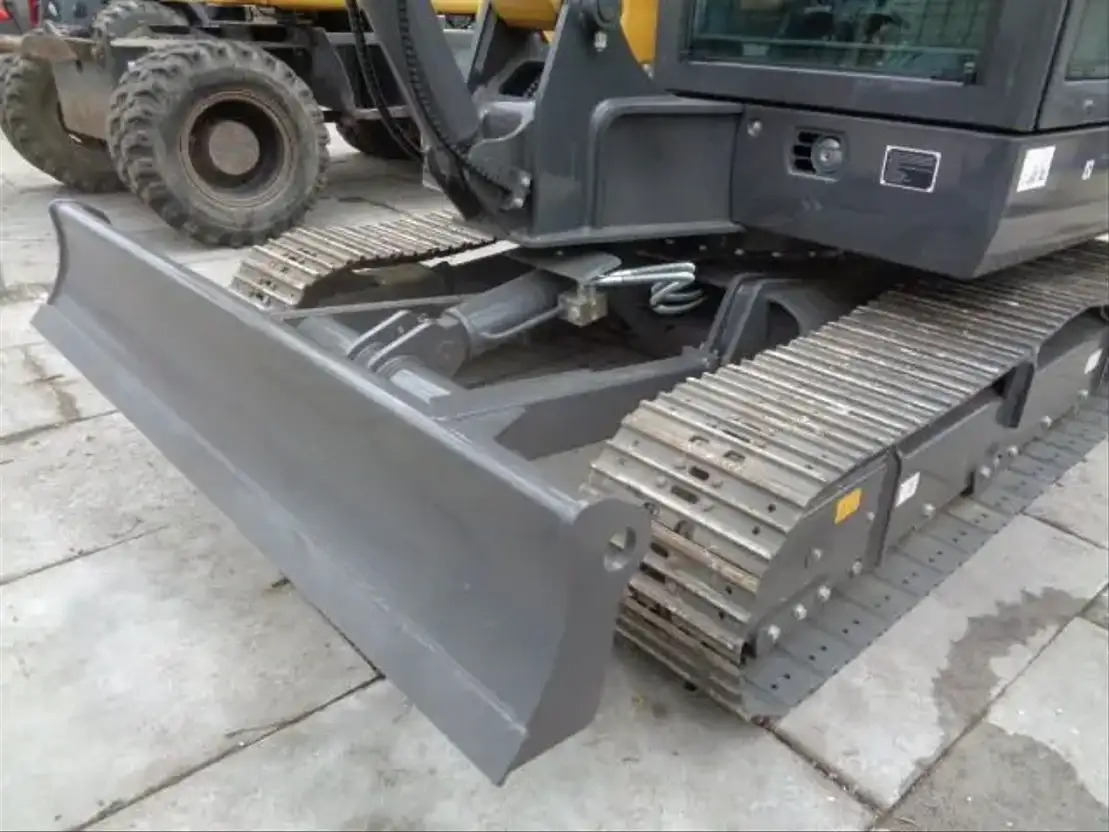 New Crawler excavator XCMG XE60GA: picture 13