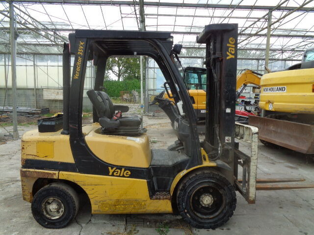 Yale GDP35VX - Forklift: picture 4 Yale GDP35VX - Forklift: picture 4
