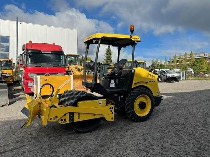 Bomag BW 124 PDH-5 - Compactor: picture 1 Bomag BW 124 PDH-5 - Compactor: picture 1