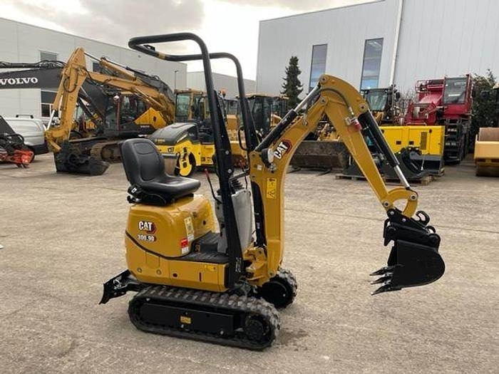 CAT 300.9D - Mini excavator: picture 1 CAT 300.9D - Mini excavator: picture 1