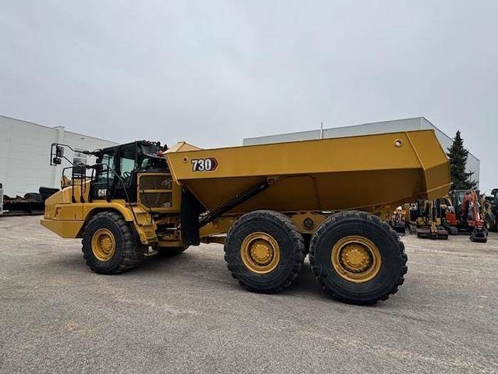 Articulated dumper CAT 730: picture 6