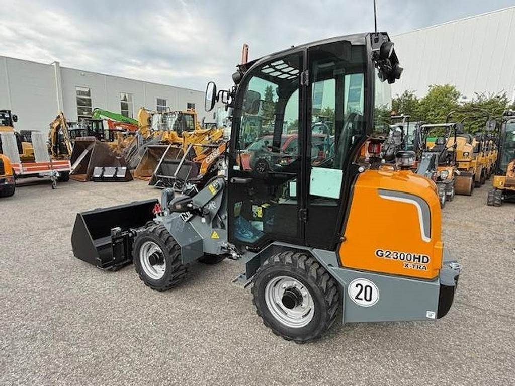 GiANT G2300 X-TRA HD  - Wheel loader: picture 2 GiANT G2300 X-TRA HD  - Wheel loader: picture 2