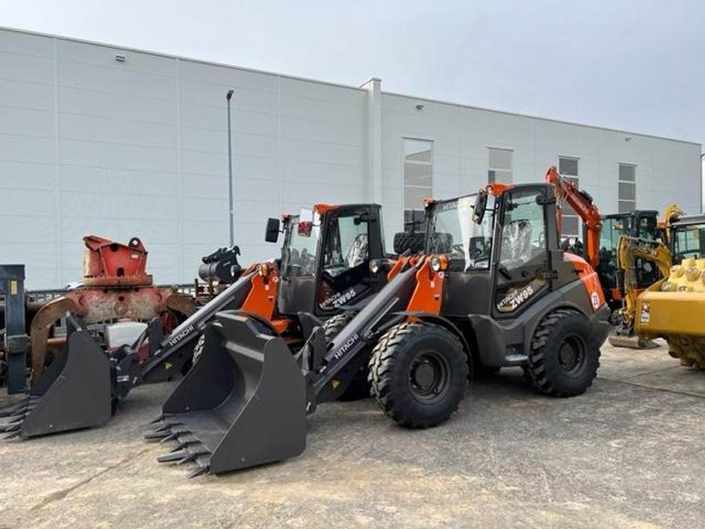 New Wheel loader Hitachi ZW95-6C: picture 6