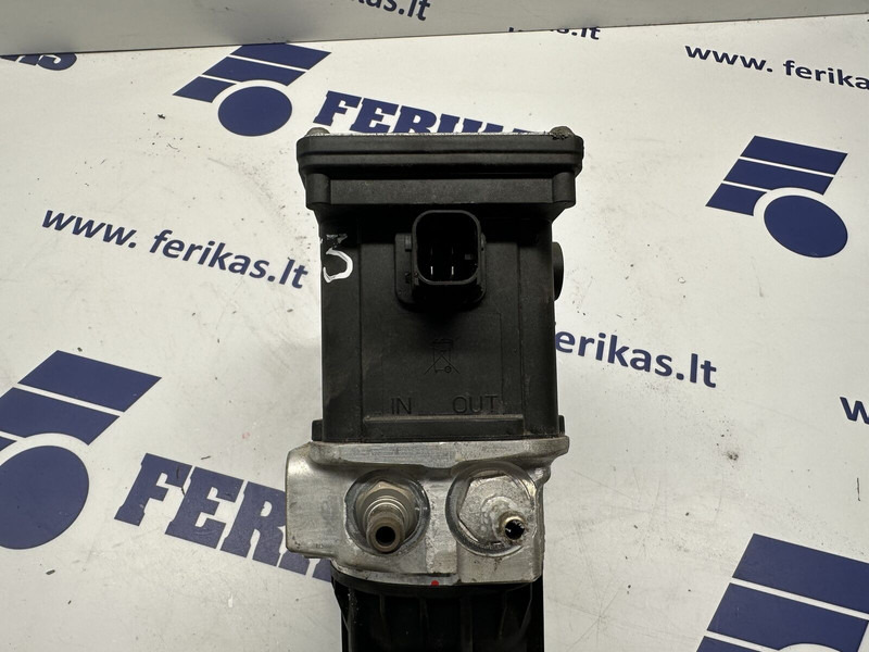 DAF AdBlue pump - Muffler/ Exhaust system for Truck: picture 3 DAF AdBlue pump - Muffler/ Exhaust system for Truck: picture 3