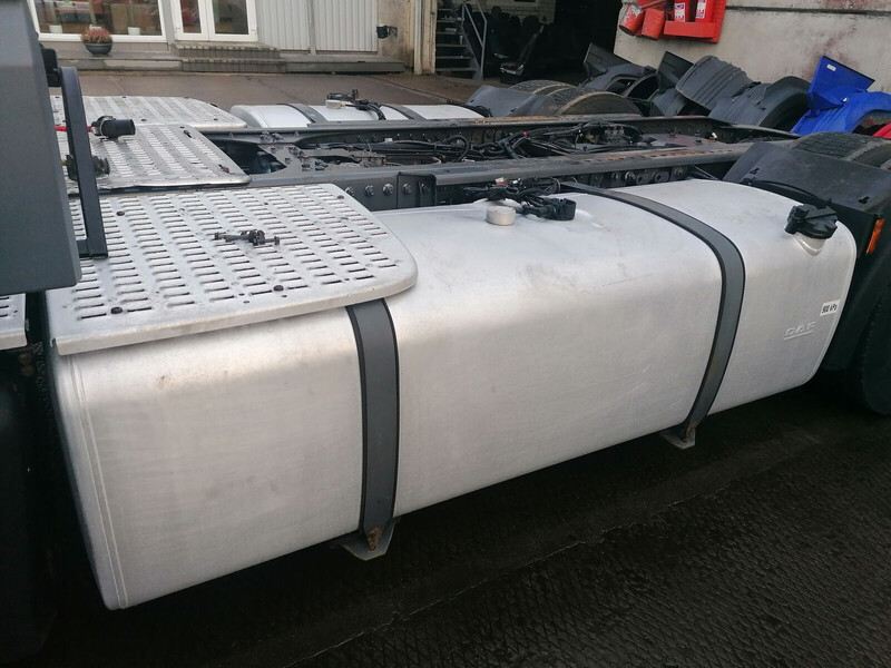 DAF - Fuel tank for Truck: picture 1 DAF - Fuel tank for Truck: picture 1