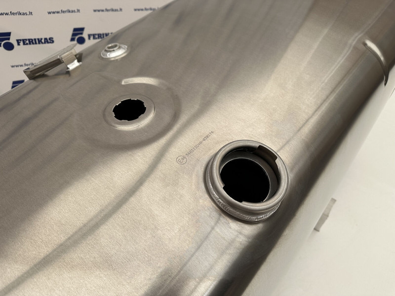 DAF New aluminum fuel tank 620L - Fuel tank for Truck: picture 4 DAF New aluminum fuel tank 620L - Fuel tank for Truck: picture 4