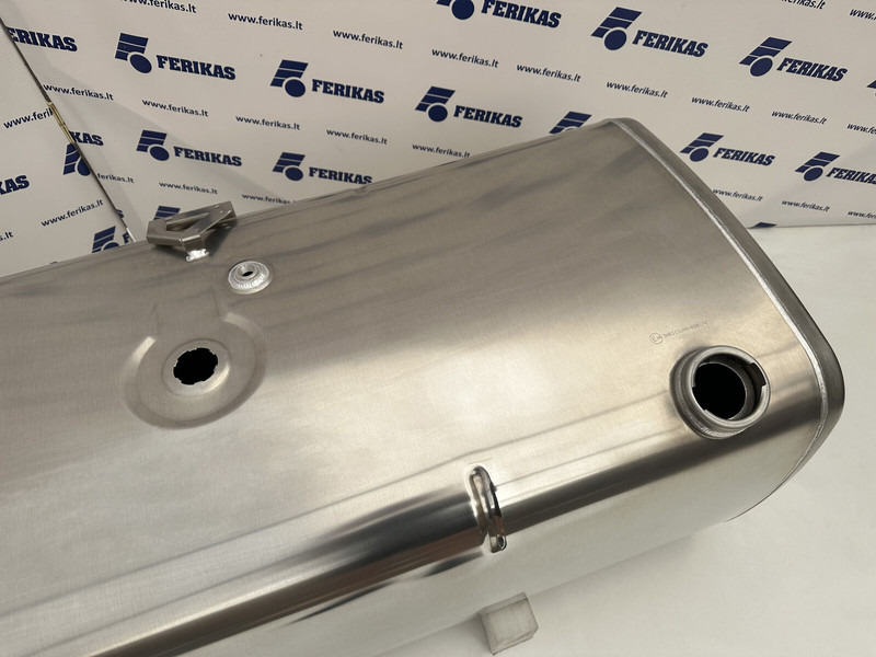 DAF New aluminum fuel tank 690L - Fuel tank for Truck: picture 4 DAF New aluminum fuel tank 690L - Fuel tank for Truck: picture 4