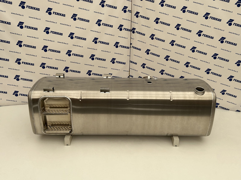 DAF New aluminum fuel tank 765L - Fuel tank for Truck: picture 1 DAF New aluminum fuel tank 765L - Fuel tank for Truck: picture 1