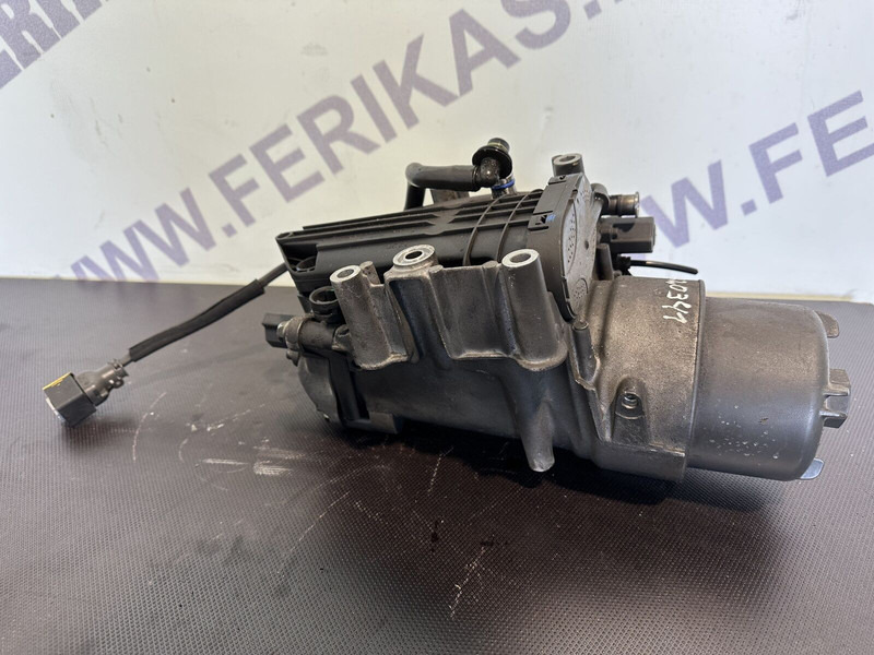 DAF XF106 - Fuel filter for Truck: picture 2 DAF XF106 - Fuel filter for Truck: picture 2