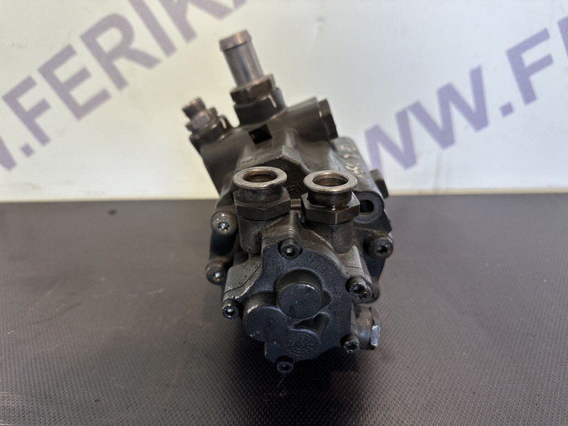 DAF power steering pump - Steering pump for Truck: picture 3 DAF power steering pump - Steering pump for Truck: picture 3
