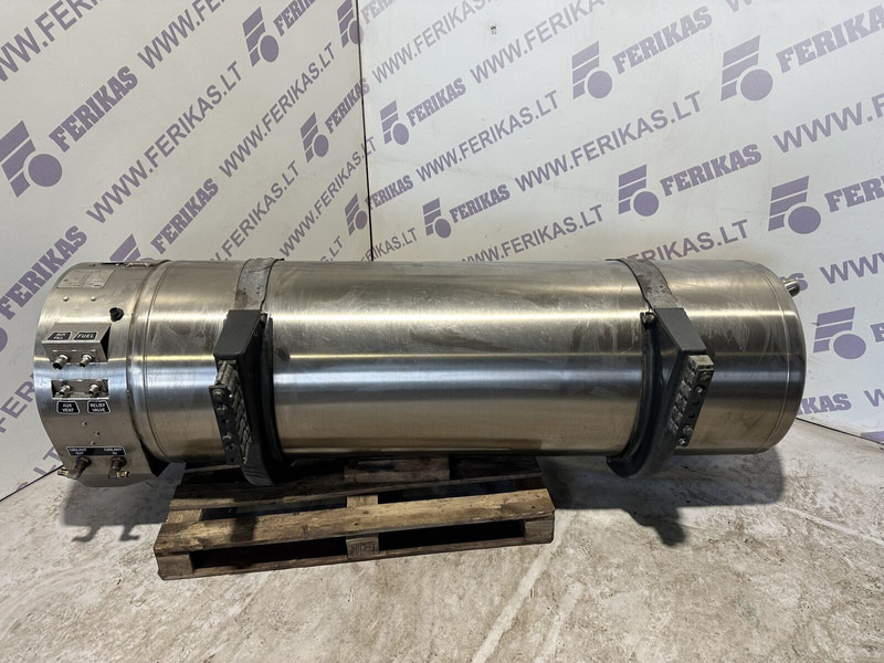 Iveco LNG gas - Fuel tank for Truck: picture 4 Iveco LNG gas - Fuel tank for Truck: picture 4