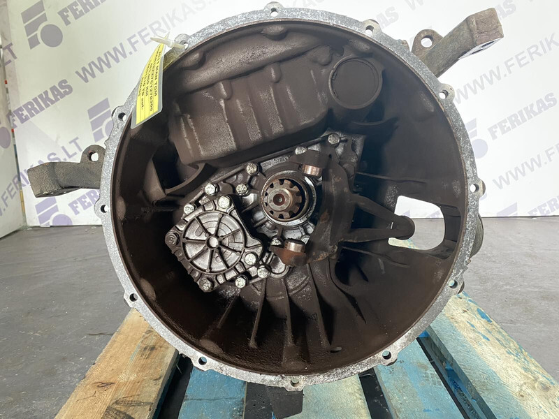 MAN 12AS1210TO - Gearbox for Truck: picture 1 MAN 12AS1210TO - Gearbox for Truck: picture 1