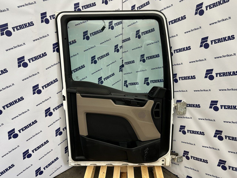 MAN door L.H. - Door and parts for Truck: picture 4 MAN door L.H. - Door and parts for Truck: picture 4