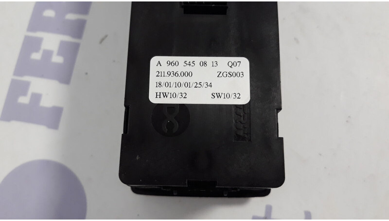 Mercedes-Benz Actros MP4 - ECU for Truck: picture 3 Mercedes-Benz Actros MP4 - ECU for Truck: picture 3