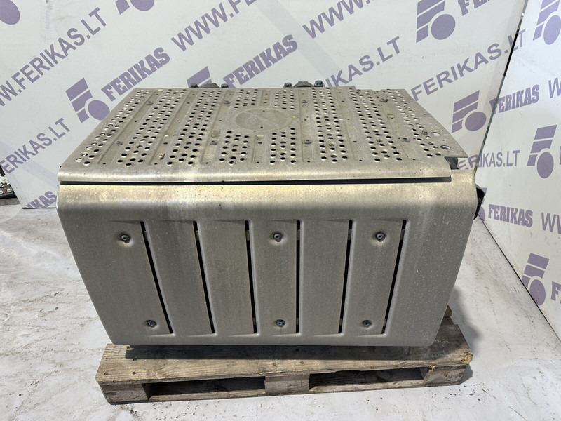 Mercedes-Benz Actros MP4 - Catalytic converter for Truck: picture 2 Mercedes-Benz Actros MP4 - Catalytic converter for Truck: picture 2