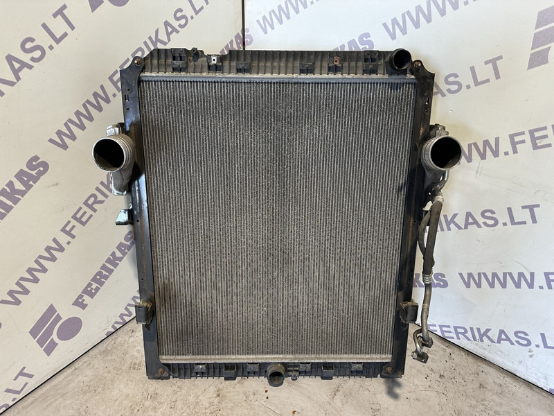 Mercedes-Benz Actros MP4 - Radiator for Truck: picture 1 Mercedes-Benz Actros MP4 - Radiator for Truck: picture 1