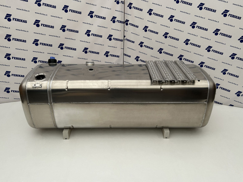 New Fuel tank for Truck Mercedes-Benz Fuel tank 790L + 120L AdBlue: picture 8 New Fuel tank for Truck Mercedes-Benz Fuel tank 790L + 120L AdBlue: picture 8