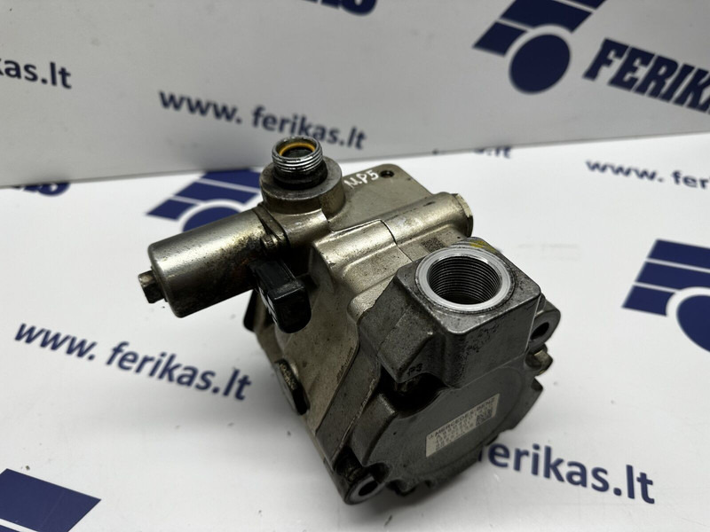 Mercedes-Benz power steering pump - Steering pump for Truck: picture 2 Mercedes-Benz power steering pump - Steering pump for Truck: picture 2