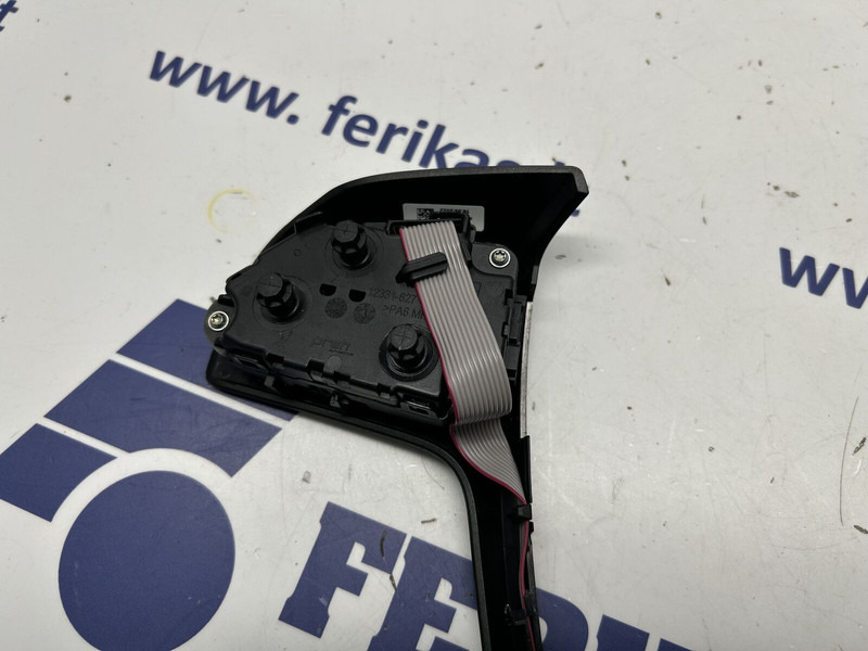 Mercedes-Benz steering wheel buttons - Bumper for Truck: picture 3 Mercedes-Benz steering wheel buttons - Bumper for Truck: picture 3