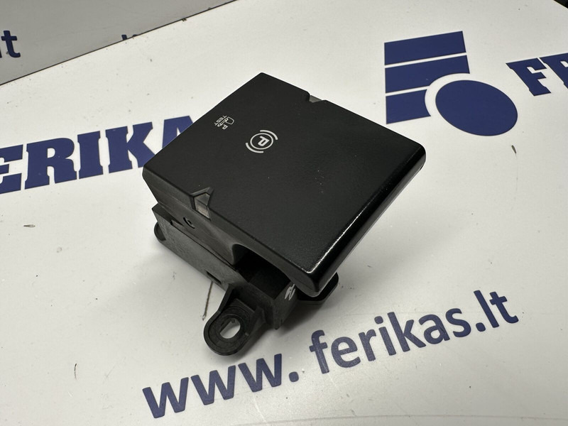 Renault parking brake switch - Dashboard for Truck: picture 2 Renault parking brake switch - Dashboard for Truck: picture 2