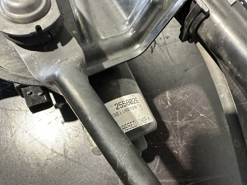 Scania RENAULT, VOLVO,MERCEDES BENZ, MAN, DAF, IVECO - Wiper for Truck: picture 4 Scania RENAULT, VOLVO,MERCEDES BENZ, MAN, DAF, IVECO - Wiper for Truck: picture 4