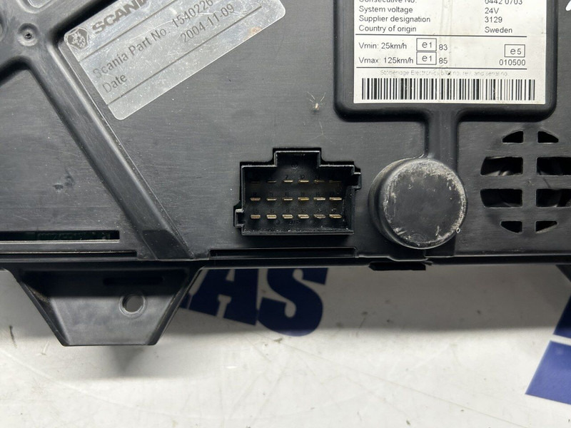 Scania instrumental cluster - Dashboard for Truck: picture 4 Scania instrumental cluster - Dashboard for Truck: picture 4