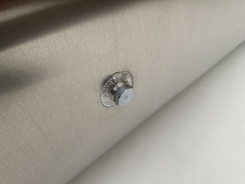 New Fuel tank for Truck Volvo VOLVO RENAULT: picture 9 New Fuel tank for Truck Volvo VOLVO RENAULT: picture 9