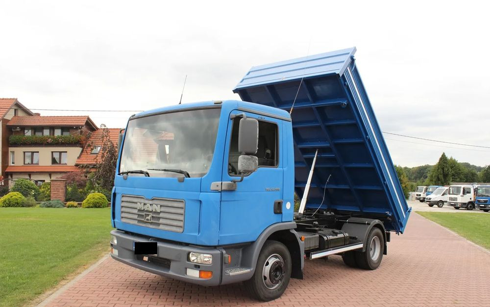 MAN TGL 12 180 WYWROTKA WYWROT KIPER - Tipper: picture 1 MAN TGL 12 180 WYWROTKA WYWROT KIPER - Tipper: picture 1