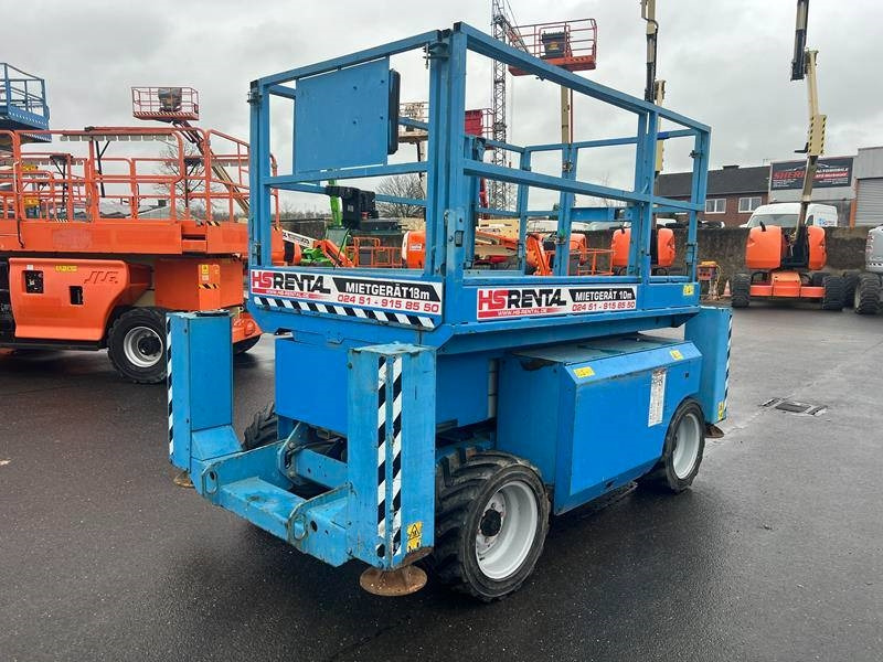 Genie GS2668 RT diesel 4x4 10m (1527) - Scissor lift: picture 3 Genie GS2668 RT diesel 4x4 10m (1527) - Scissor lift: picture 3