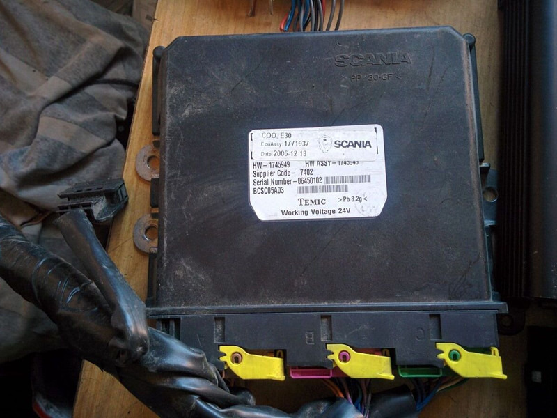 Bosch 1759696. 1851677. 1530440. 1526130. - ECU: picture 4 Bosch 1759696. 1851677. 1530440. 1526130. - ECU: picture 4