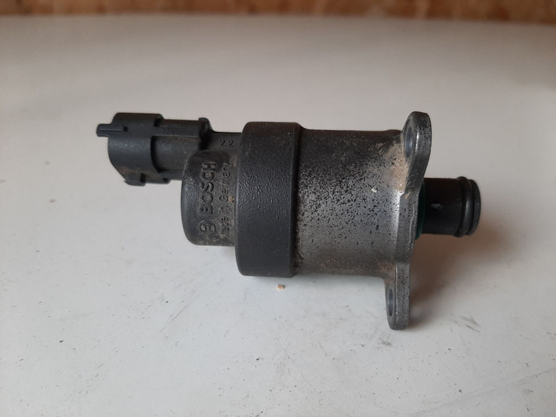 Bosch - Fuel processing/ Fuel delivery: picture 1 Bosch - Fuel processing/ Fuel delivery: picture 1