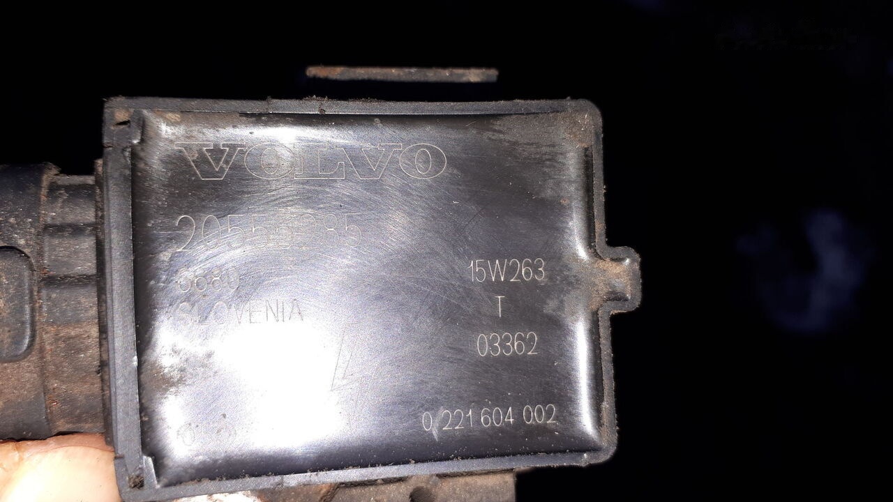 Bosch kolpak svechi 15W263 katushka zazhiganiya 08T199 MAN 0221503035 MAN Volvo - Electrical system for Bus: picture 5 Bosch kolpak svechi 15W263 katushka zazhiganiya 08T199 MAN 0221503035 MAN Volvo - Electrical system for Bus: picture 5
