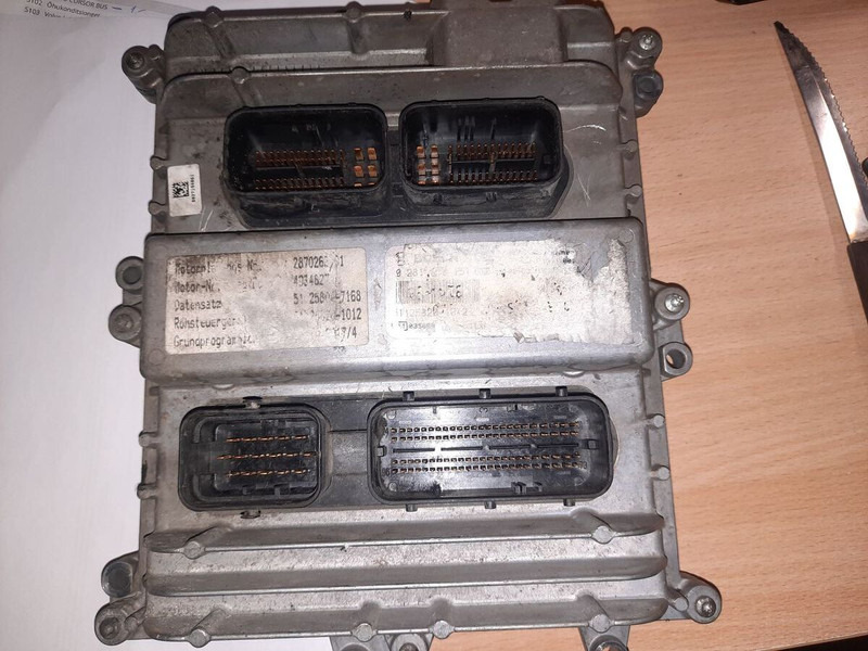 MAN BOSCH 0281001521. 0261200173 \ 020600009 - ECU: picture 2 MAN BOSCH 0281001521. 0261200173 \ 020600009 - ECU: picture 2