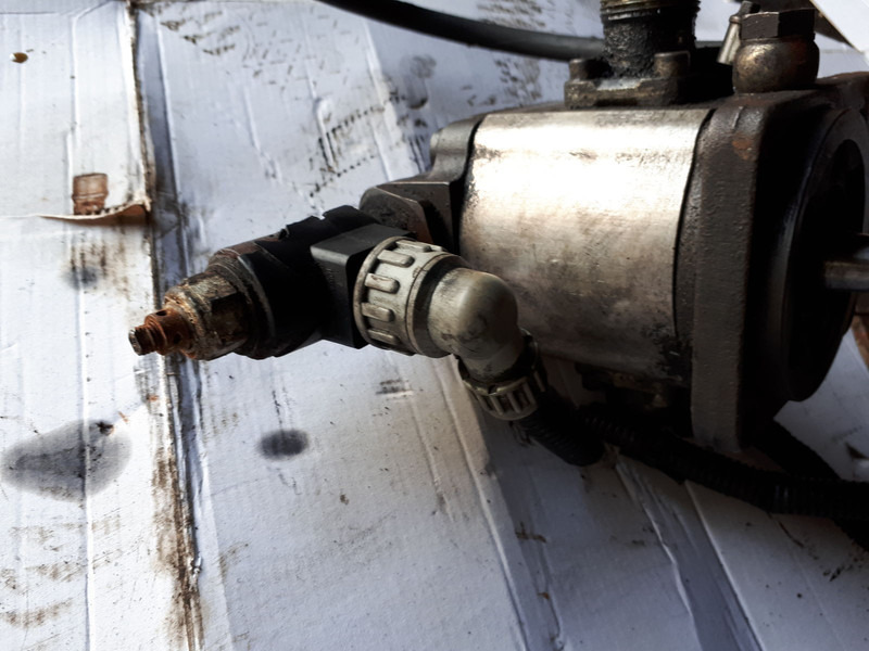 MAN BOSCH /SAUER - Radiator: picture 3 MAN BOSCH /SAUER - Radiator: picture 3