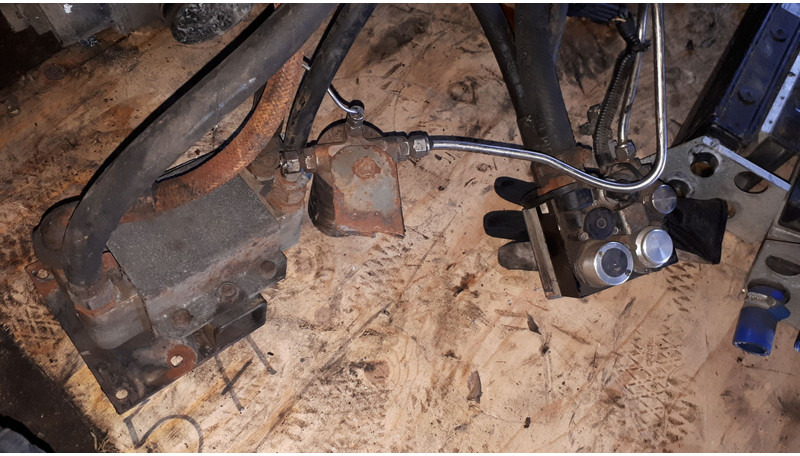 MAN FALCON A2004 - 200BAR - Valve: picture 4 MAN FALCON A2004 - 200BAR - Valve: picture 4