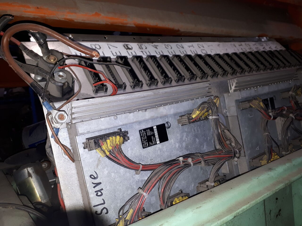 Mercedes-Benz D-78052 NEOPLAN - ECU for Bus: picture 2 Mercedes-Benz D-78052 NEOPLAN - ECU for Bus: picture 2