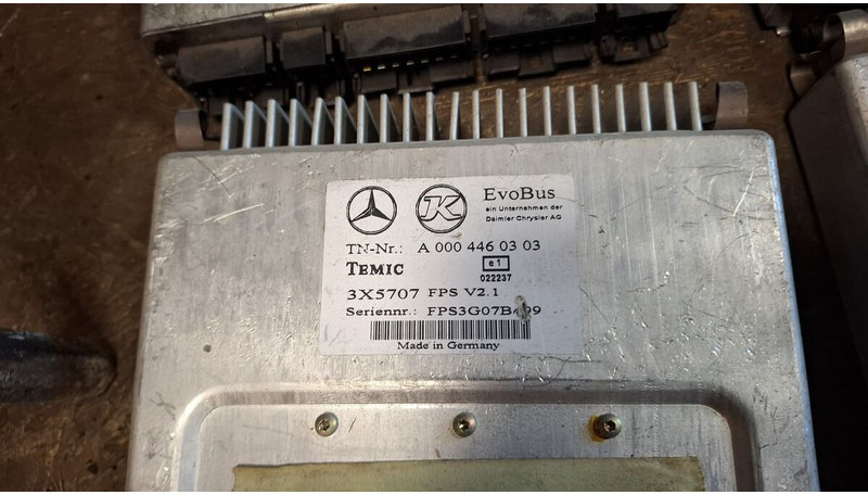 Mercedes-Benz - ECU: picture 2 Mercedes-Benz - ECU: picture 2