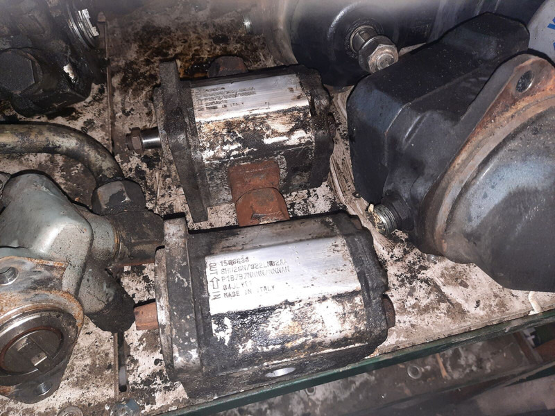 Oil pump SAUER-DANFOSS 470177 SCANIA: picture 8