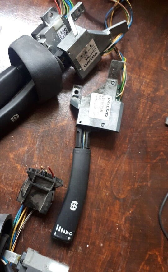 Scania Omni Link - Steering column switch for Bus: picture 3 Scania Omni Link - Steering column switch for Bus: picture 3