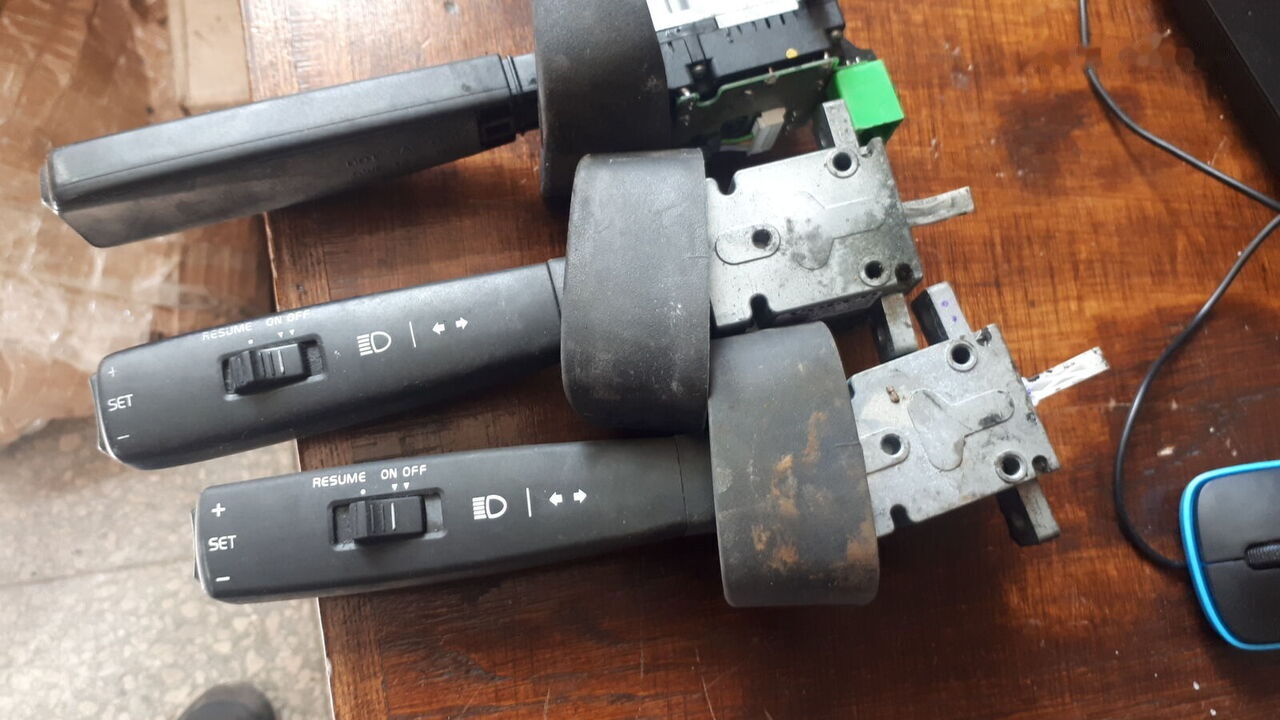 Scania Omni Link - Steering column switch for Bus: picture 4 Scania Omni Link - Steering column switch for Bus: picture 4