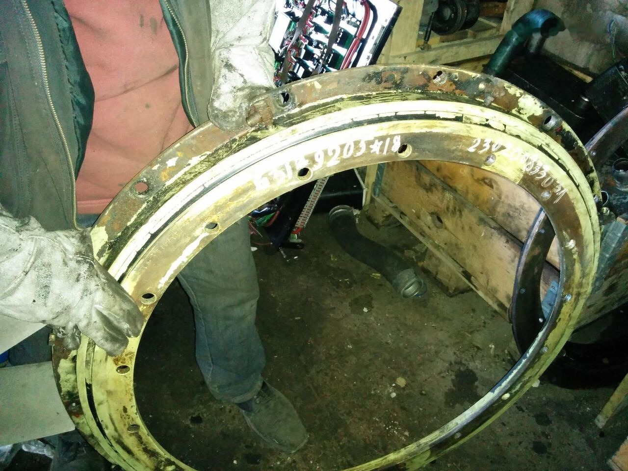 Mercedes-Benz povorotnyy Mersedes 230200833031 Mercedes-Benz O405 N - Spare parts for Bus: picture 3 Mercedes-Benz povorotnyy Mersedes 230200833031 Mercedes-Benz O405 N - Spare parts for Bus: picture 3