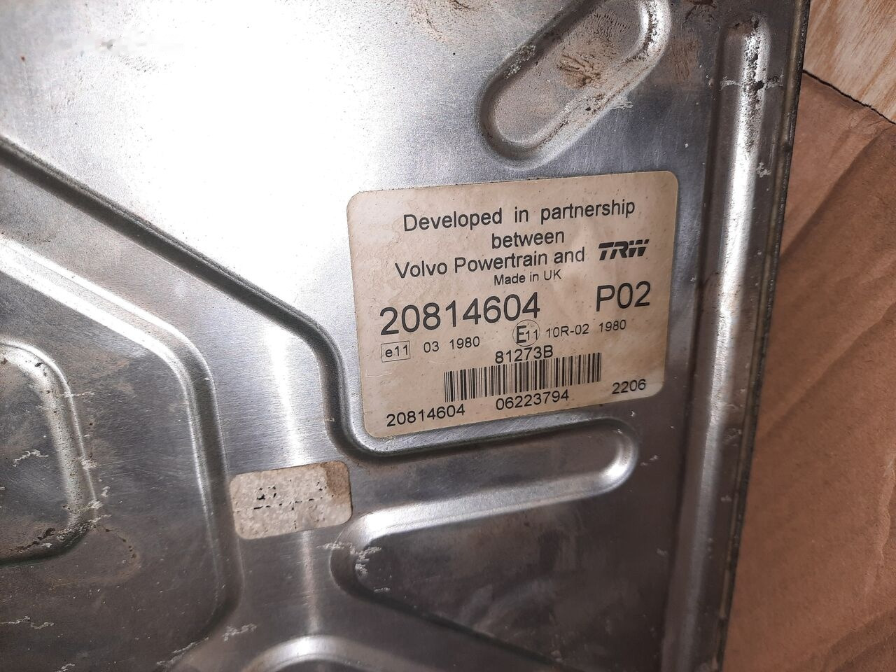 Volvo D12 .D7S. D9 - ECU for Bus: picture 1 Volvo D12 .D7S. D9 - ECU for Bus: picture 1