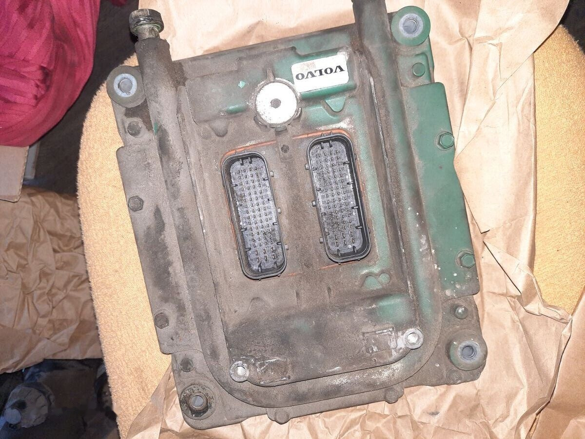 Volvo D12 .D7S. D9 - ECU for Bus: picture 2 Volvo D12 .D7S. D9 - ECU for Bus: picture 2