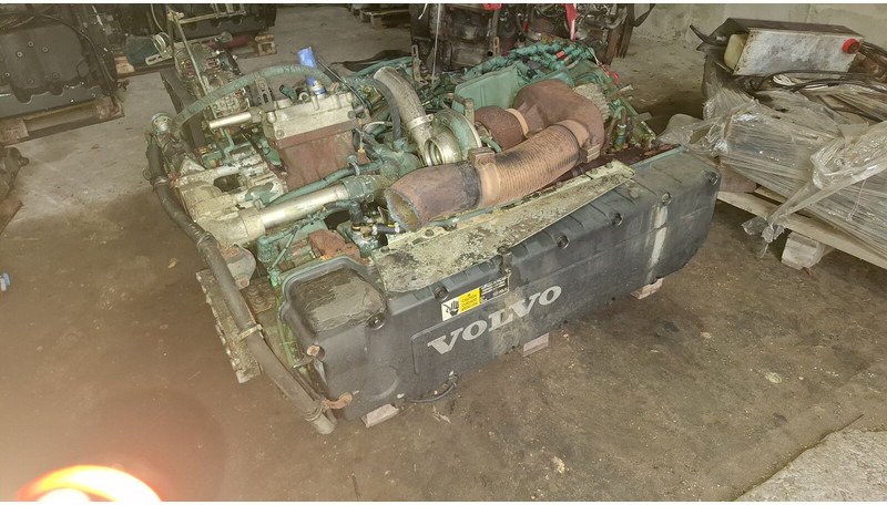 Volvo D12E340EC06 - Engine: picture 2 Volvo D12E340EC06 - Engine: picture 2