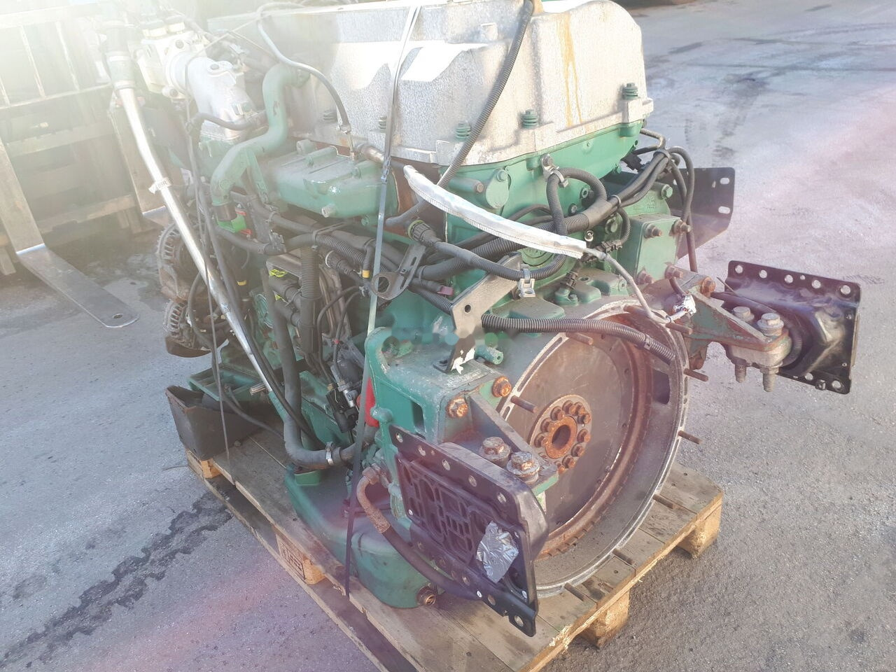 Volvo D9B380/ D9B-360 .G9A-300 D9B310. D9A.-340 Volvo B9m - Engine for Bus: picture 2 Volvo D9B380/ D9B-360 .G9A-300 D9B310. D9A.-340 Volvo B9m - Engine for Bus: picture 2